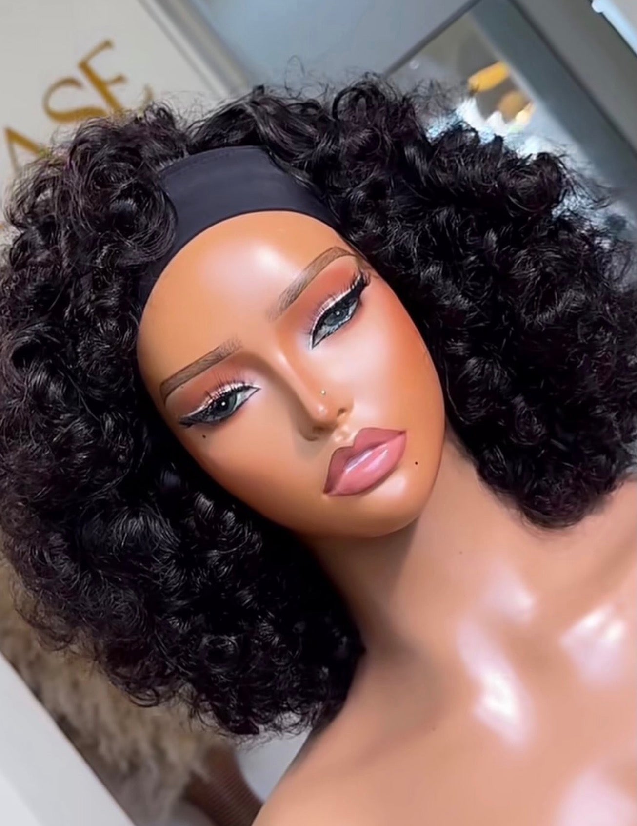 Bounce band wig